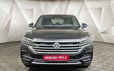 Volkswagen Touareg III, 2018 год, 4 554 000 рублей, 7 фотография