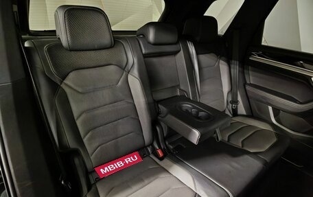 Volkswagen Touareg III, 2018 год, 4 554 000 рублей, 17 фотография
