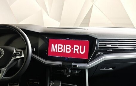 Volkswagen Touareg III, 2018 год, 4 554 000 рублей, 15 фотография