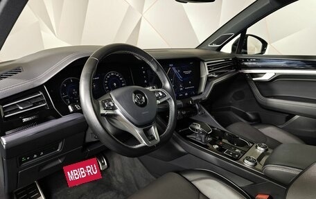 Volkswagen Touareg III, 2018 год, 4 554 000 рублей, 19 фотография