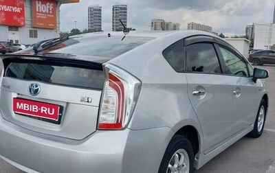 Toyota Prius, 2013 год, 1 050 000 рублей, 1 фотография