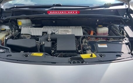 Toyota Prius, 2013 год, 1 050 000 рублей, 20 фотография