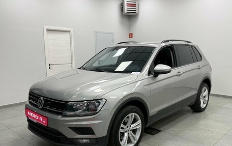 Volkswagen Tiguan II, 2018 год, 1 800 000 рублей, 1 фотография