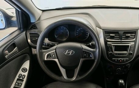 Hyundai Solaris II рестайлинг, 2015 год, 840 000 рублей, 5 фотография