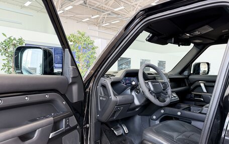 Land Rover Defender II, 2021 год, 13 990 000 рублей, 9 фотография