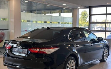 Toyota Camry, 2019 год, 2 965 000 рублей, 4 фотография