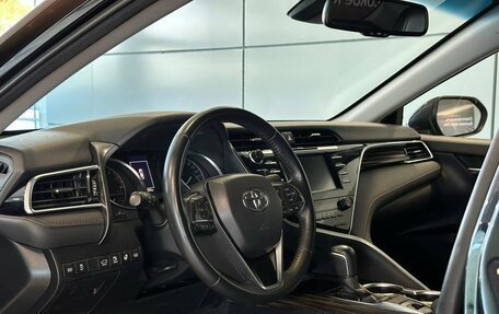 Toyota Camry, 2019 год, 2 965 000 рублей, 7 фотография