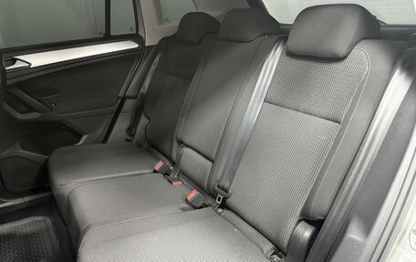 Volkswagen Tiguan II, 2018 год, 1 800 000 рублей, 12 фотография