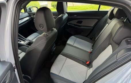 Volkswagen Golf VIII, 2025 год, 3 795 000 рублей, 29 фотография