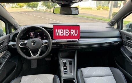 Volkswagen Golf VIII, 2025 год, 3 795 000 рублей, 21 фотография