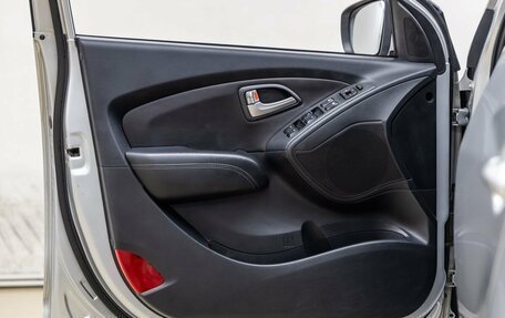 Hyundai ix35 I рестайлинг, 2012 год, 1 288 000 рублей, 25 фотография
