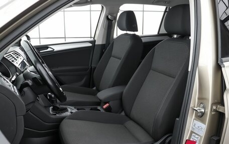 Volkswagen Tiguan II, 2020 год, 2 699 000 рублей, 9 фотография