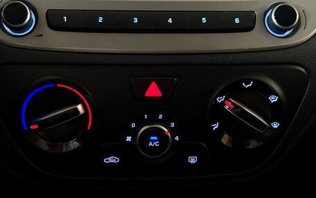 Hyundai Solaris II рестайлинг, 2019 год, 1 230 000 рублей, 18 фотография