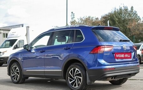 Volkswagen Tiguan II, 2018 год, 2 599 000 рублей, 7 фотография