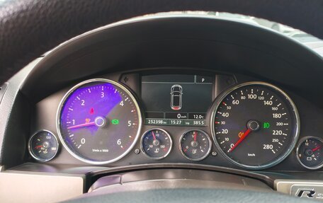 Volkswagen Touareg III, 2007 год, 1 050 000 рублей, 13 фотография
