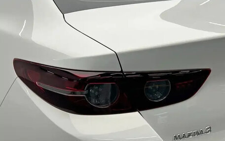 Mazda 3, 2023 год, 1 660 600 рублей, 9 фотография
