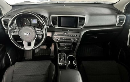 KIA Sportage IV рестайлинг, 2020 год, 2 295 000 рублей, 14 фотография