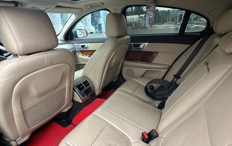 Jaguar XF I рестайлинг, 2013 год, 1 700 000 рублей, 9 фотография