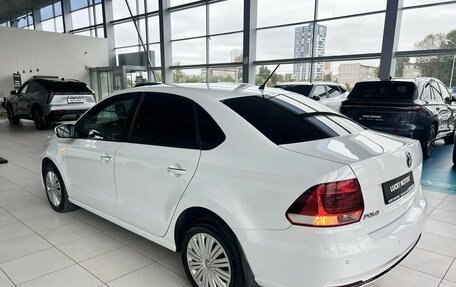 Volkswagen Polo VI (EU Market), 2015 год, 895 000 рублей, 4 фотография