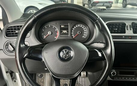 Volkswagen Polo VI (EU Market), 2015 год, 895 000 рублей, 13 фотография