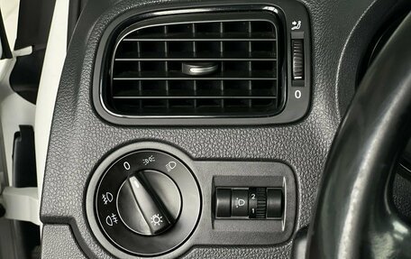 Volkswagen Polo VI (EU Market), 2015 год, 895 000 рублей, 23 фотография