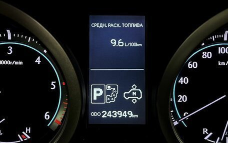 Toyota Land Cruiser Prado 150 рестайлинг 2, 2011 год, 2 805 000 рублей, 17 фотография
