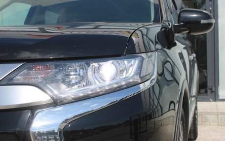 Mitsubishi Outlander III рестайлинг 3, 2019 год, 2 590 000 рублей, 9 фотография