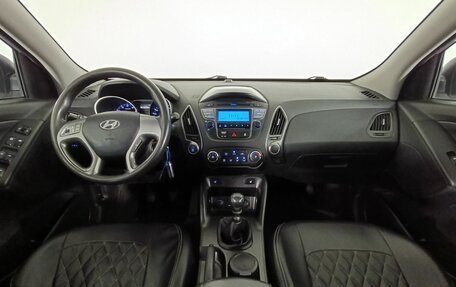 Hyundai ix35 I рестайлинг, 2014 год, 1 240 000 рублей, 10 фотография