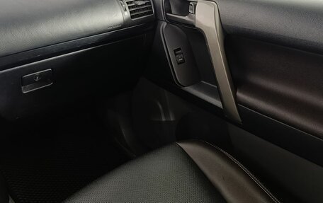 Toyota Land Cruiser Prado 150 рестайлинг 2, 2013 год, 2 580 000 рублей, 14 фотография