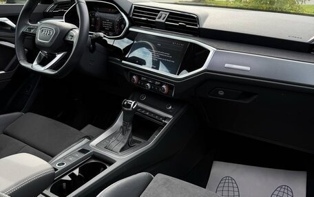 Audi Q3, 2022 год, 2 430 000 рублей, 6 фотография