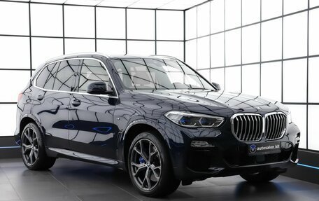 BMW X5, 2019 год, 6 890 000 рублей, 3 фотография