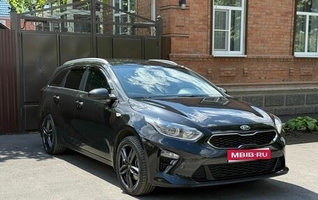 KIA cee'd III, 2019 год, 1 890 000 рублей, 1 фотография