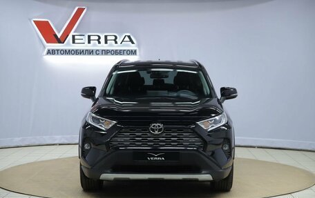 Toyota RAV4, 2021 год, 3 390 000 рублей, 2 фотография