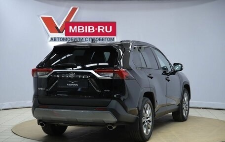 Toyota RAV4, 2021 год, 3 390 000 рублей, 5 фотография