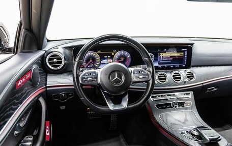 Mercedes-Benz E-Класс, 2019 год, 3 448 000 рублей, 16 фотография