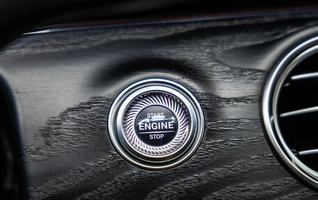 Mercedes-Benz E-Класс, 2019 год, 3 448 000 рублей, 26 фотография