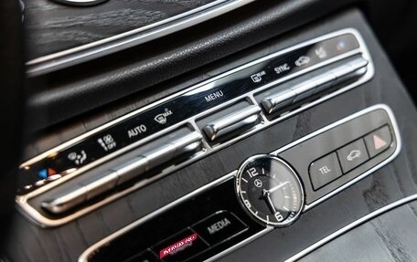 Mercedes-Benz E-Класс, 2019 год, 3 448 000 рублей, 31 фотография