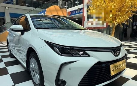 Toyota Corolla, 2023 год, 2 фотография