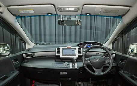 Honda Freed I, 2015 год, 997 000 рублей, 7 фотография