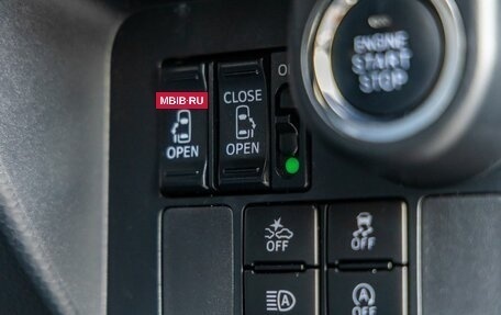 Toyota Roomy I, 2019 год, 1 148 000 рублей, 25 фотография