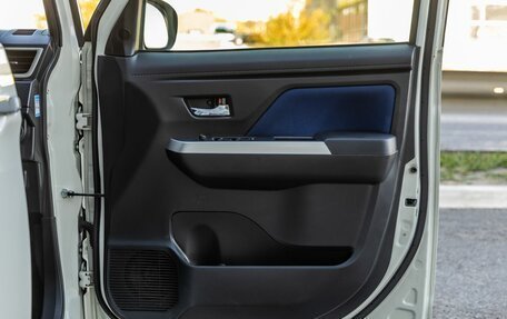Toyota Roomy I, 2019 год, 1 148 000 рублей, 34 фотография