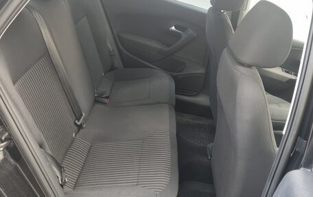 Volkswagen Polo VI (EU Market), 2012 год, 750 000 рублей, 14 фотография