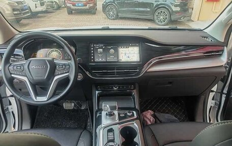 Isuzu D-Max, 2026 год, 4 040 000 рублей, 9 фотография