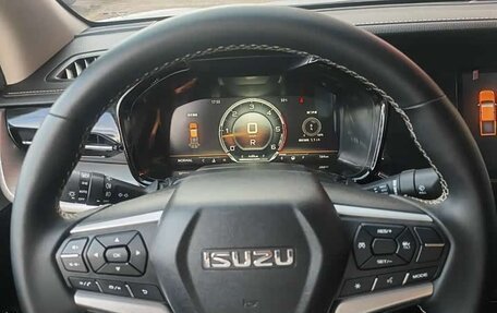 Isuzu D-Max, 2026 год, 4 040 000 рублей, 11 фотография