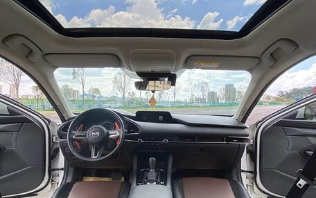 Mazda 3, 2022 год, 2 050 000 рублей, 5 фотография