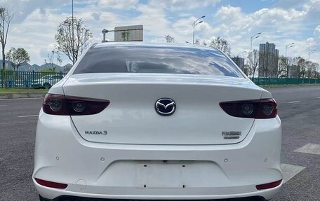 Mazda 3, 2022 год, 2 050 000 рублей, 3 фотография