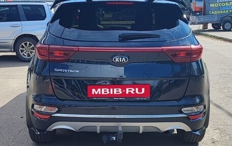 KIA Sportage IV рестайлинг, 2018 год, 1 900 000 рублей, 2 фотография