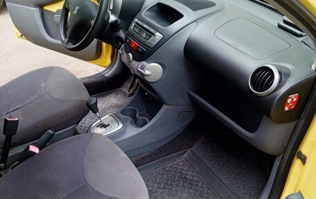Peugeot 107 I рестайлинг, 2008 год, 350 000 рублей, 12 фотография