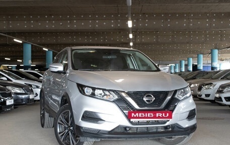 Nissan Qashqai, 2021 год, 2 100 000 рублей, 2 фотография