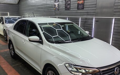 Volkswagen Polo VI (EU Market), 2022 год, 1 600 000 рублей, 2 фотография